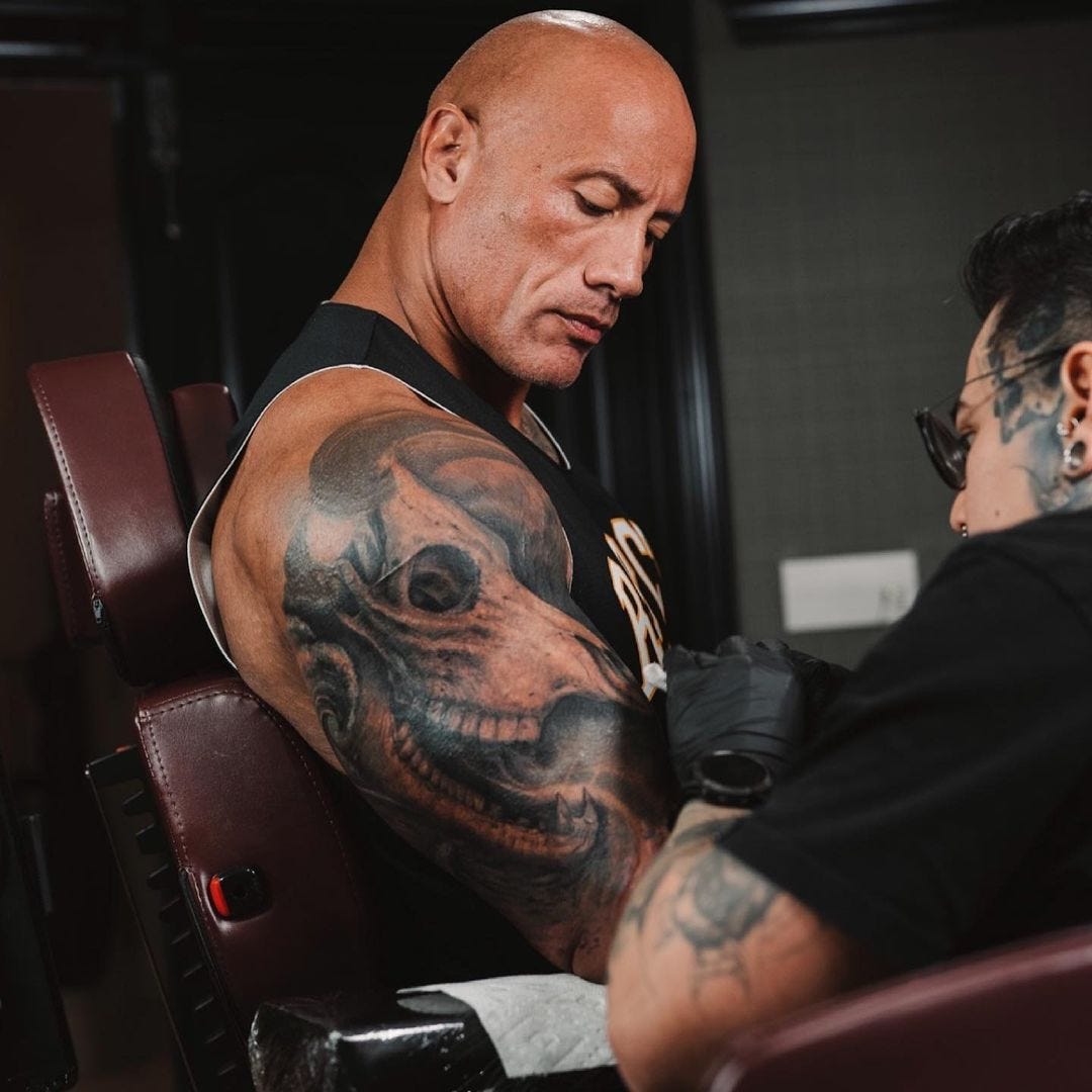 Dwayne Johnson presenta El Toro: espectacular tatuaje de 4 años