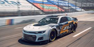 NASCARの次世代車両（NextGen）の「カマロ」が、2023年のル・マンを駆け抜ける！