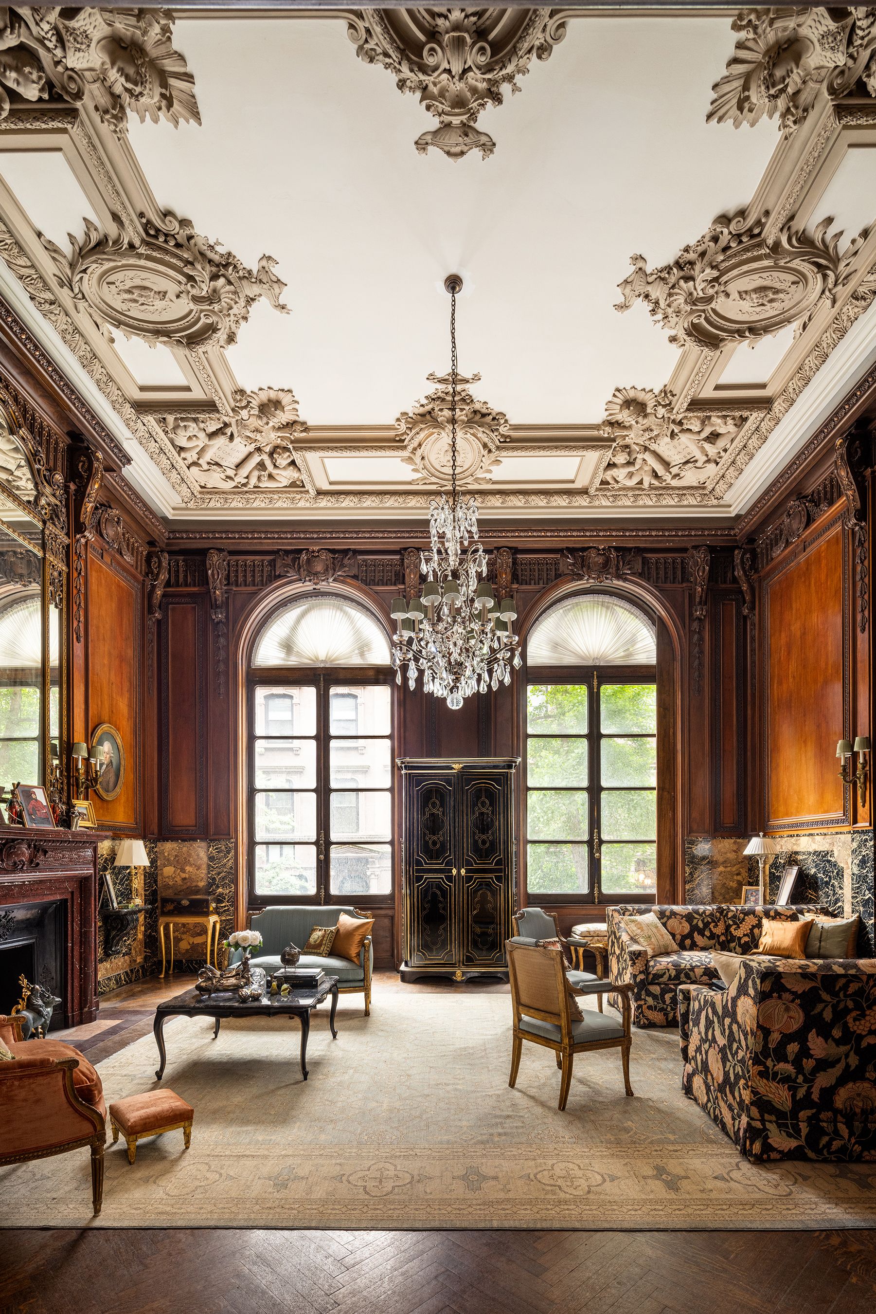 A Gilded Age Mansion with a Jackie Kennedy Connection Is for A Gilded Age Mansion with a Jackie Kennedy Connection Is for