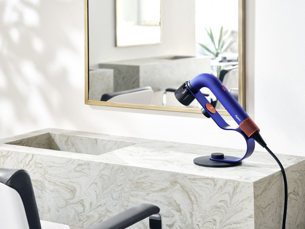 dyson supersonic r﻿ hairdryer