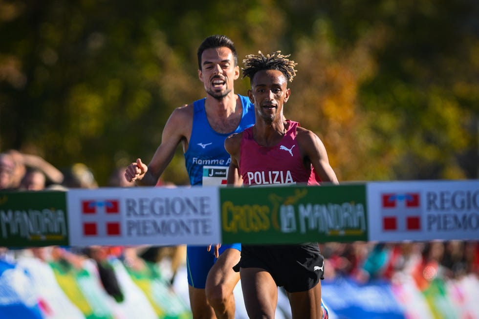 a group of men running