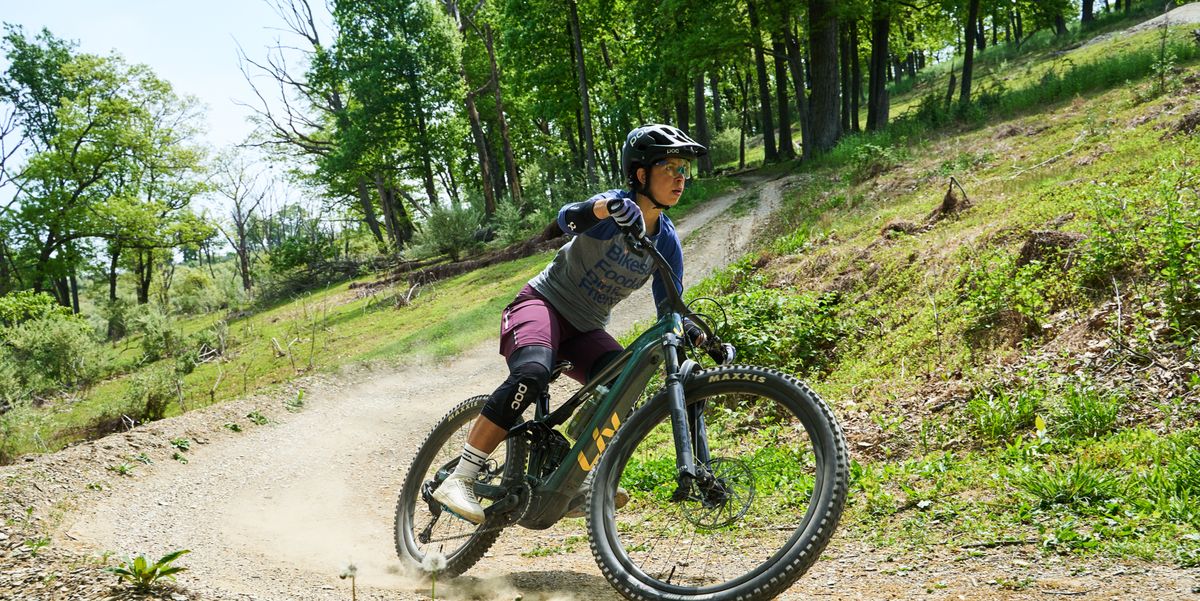 The Best Women's Mountain Bike Shorts of 2023 - Bikerumor