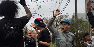E2NY runners celebrate during the 2019 relay from Toronto to NYC.