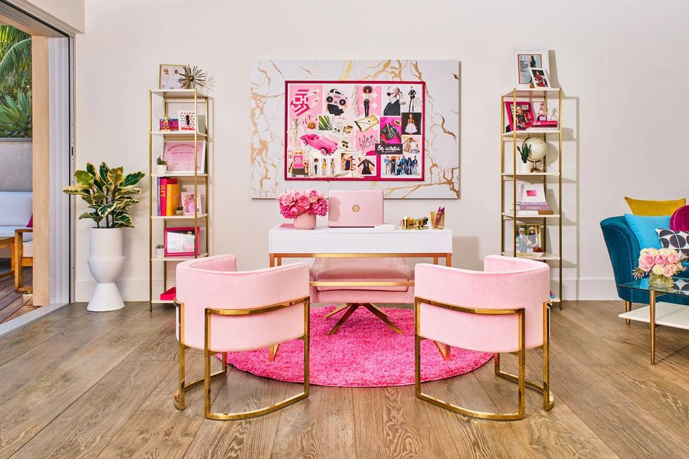 Pink, Furniture, Room, Interior design, Living room, Table, House, Chair, Magenta, Home, 