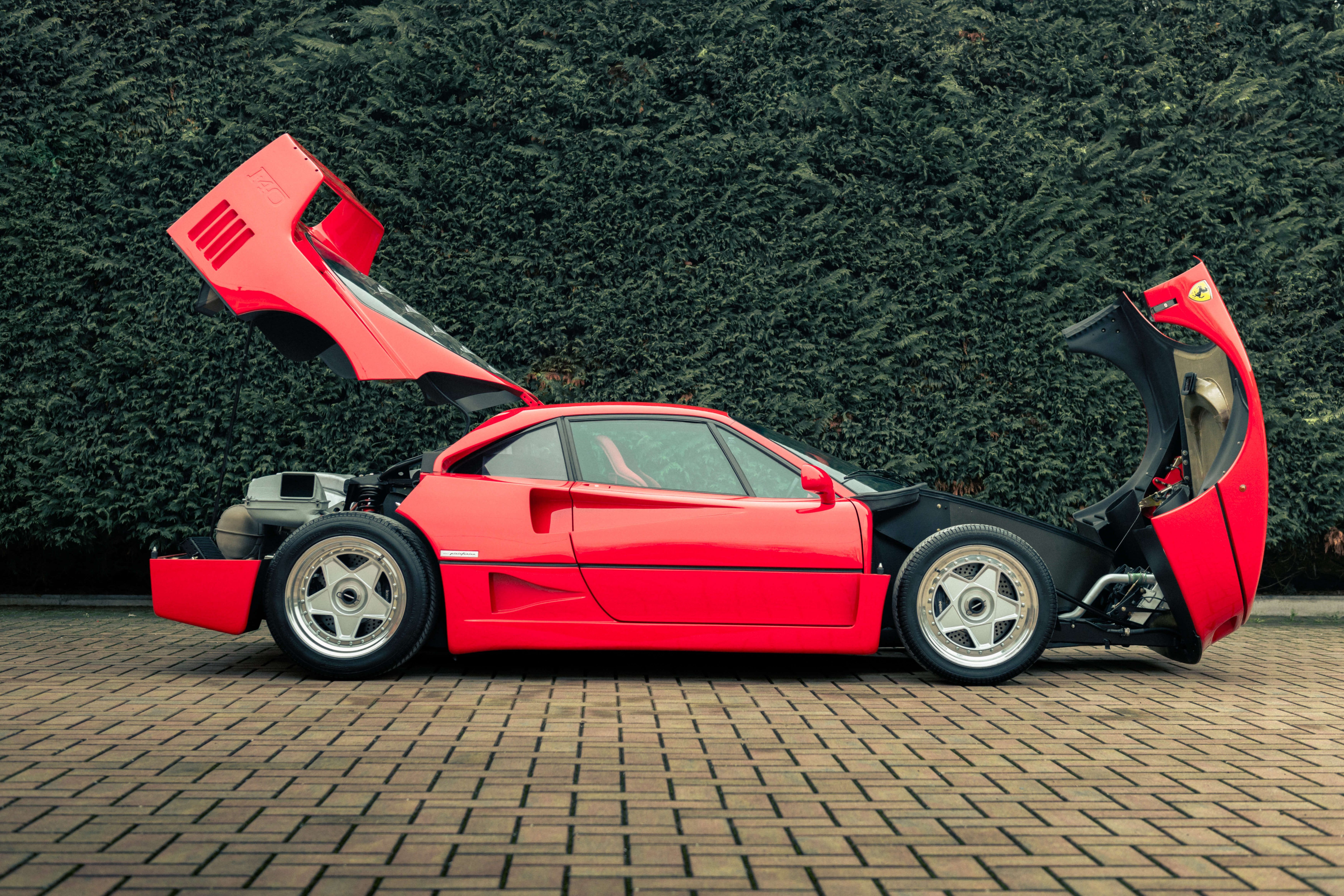 Mercedes F1 Boss Toto Wolff Is Selling His Ferrari F40