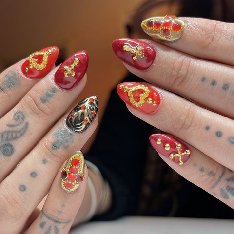 21 gorgeous Valentine's Day nail designs to inspire your next mani