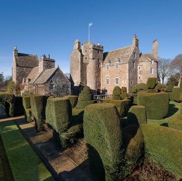 earlshall castle for sale in scotland