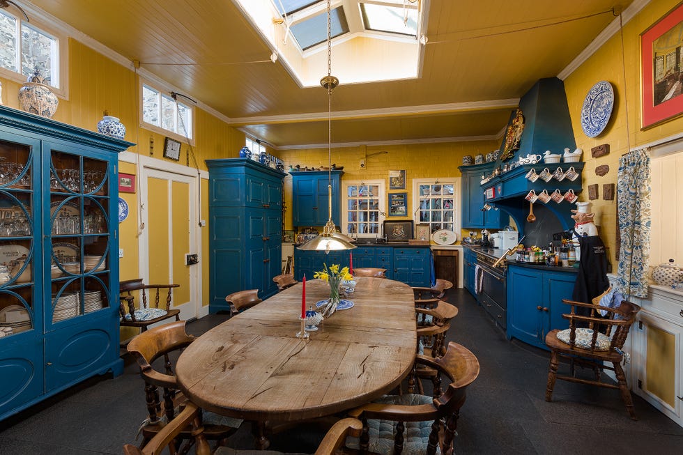 Earlshall Castle - St Andrews - dining room - Scotland - Savills