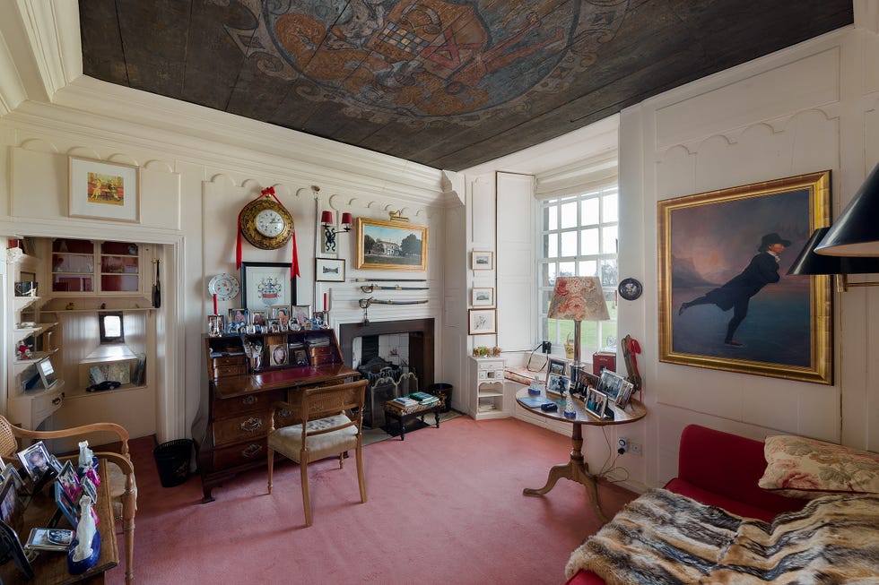 Earlshall Castle - St Andrews - sitting room - Scotland - Savills