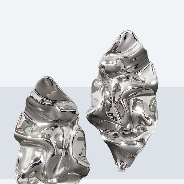 Sold at Auction: Louis Vuitton 18K Gold & Diamond Drop Earrings