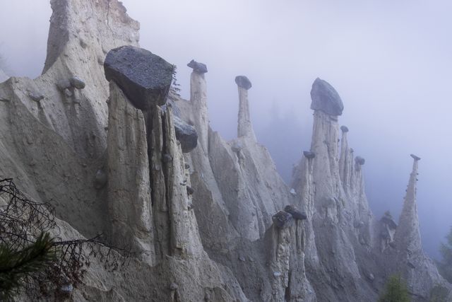 earth pyramids of platten (erdpyramiden piramidi di plata) near percha and bruneck, south tyrol, italy