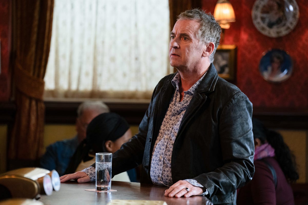 EastEnders' Alfie Moon left devastated by Linda Carter setback