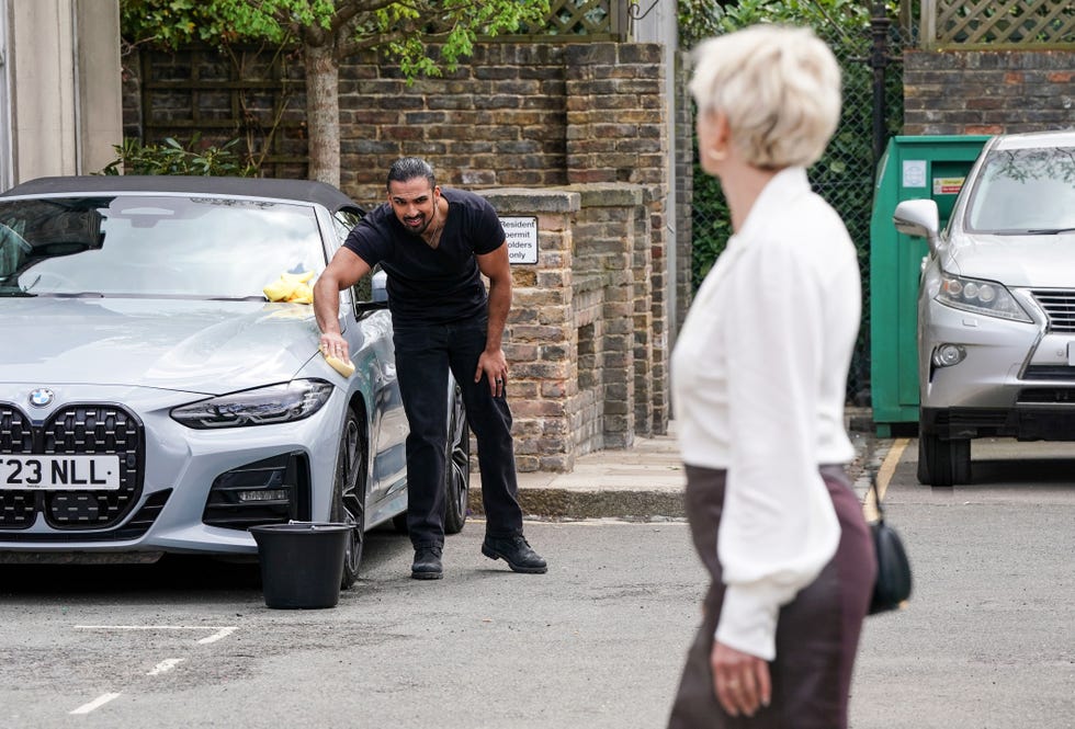 ravi gulati and nicola mitchell in eastenders
