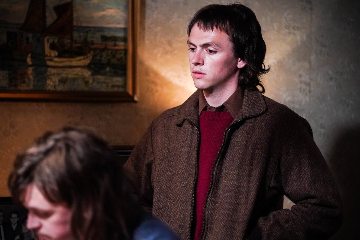 EastEnders star promises answers over Billy's backstory