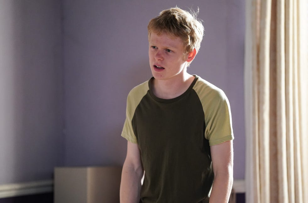 bobby beale, eastenders