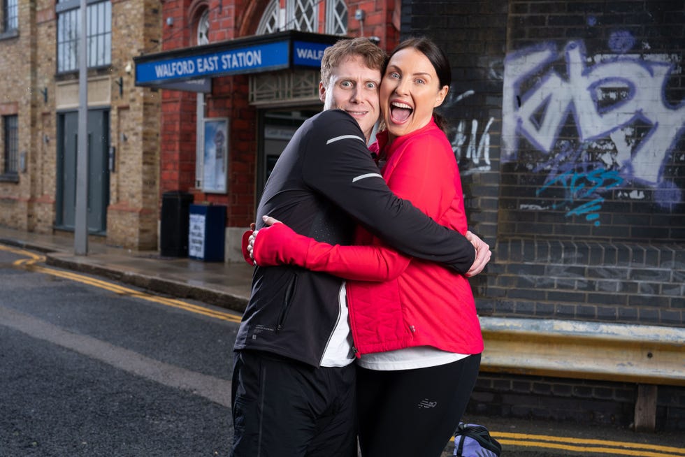 jay mitchell jamie borthwickhoney mitchell emma barton, jamie y emma correrán el maratón de londres