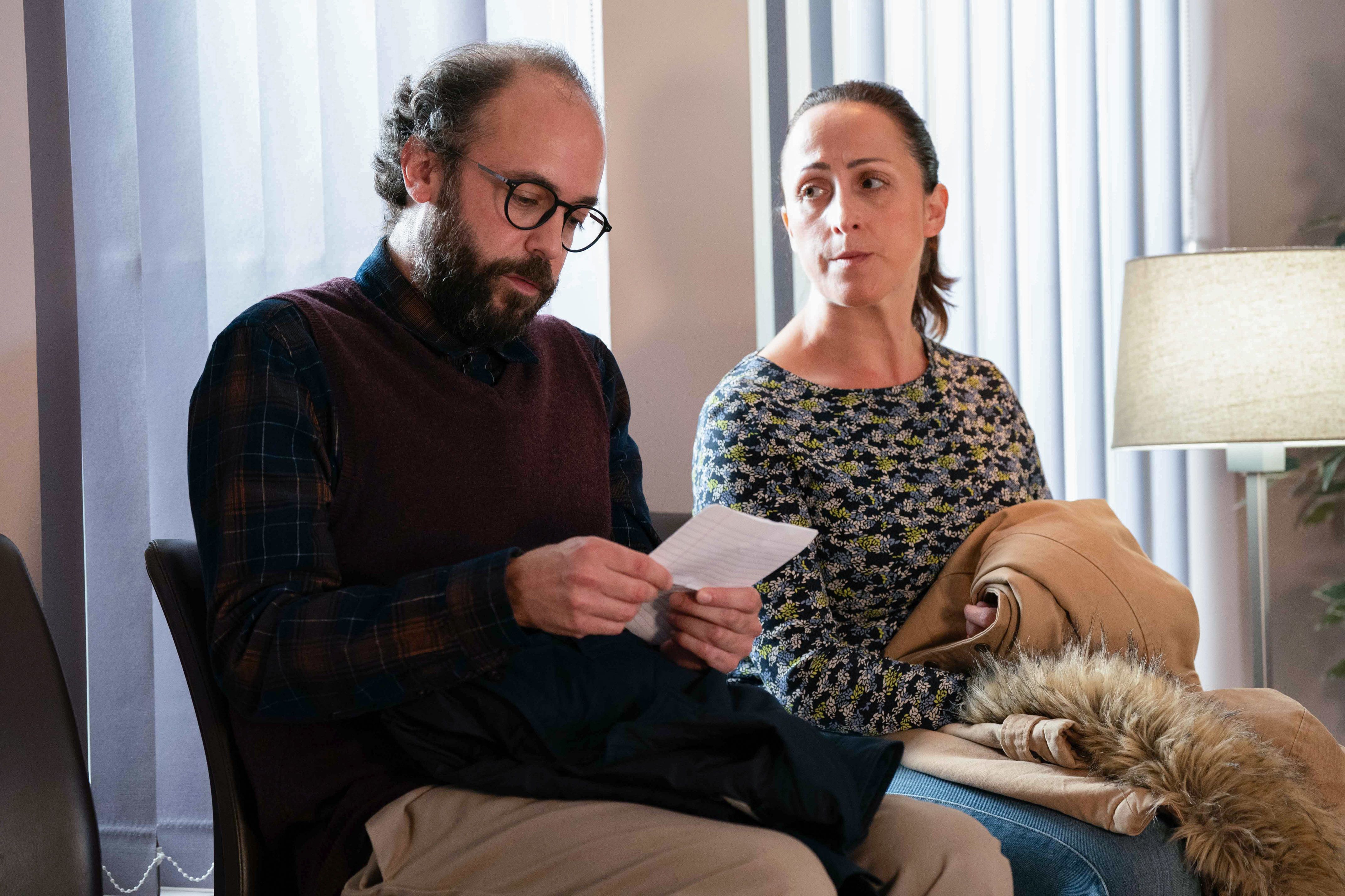 EastEnders Spoilers - Sonia Fowler And Reiss Colwell Hit Relationship ...