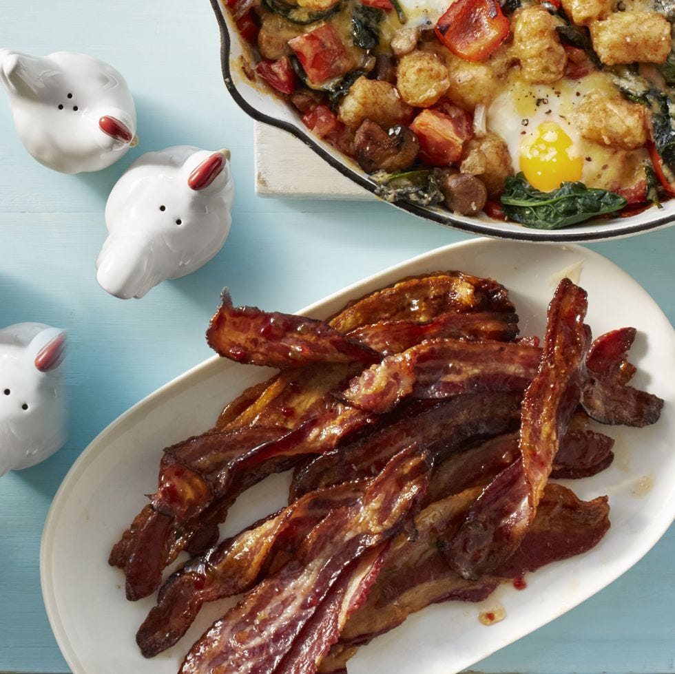 https://hips.hearstapps.com/hmg-prod/images/easter-brunch-ideas-sweet-and-spicy-glazed-bacon-1644967156.jpeg?crop=0.665xw:1.00xh;0,0&resize=980:*