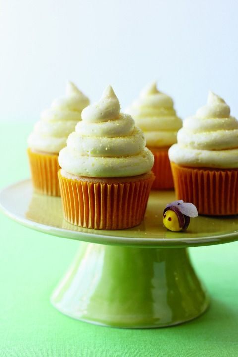 easter cupcakes lemon honey cupcakes