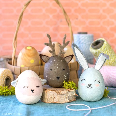easter egg decorated as animals