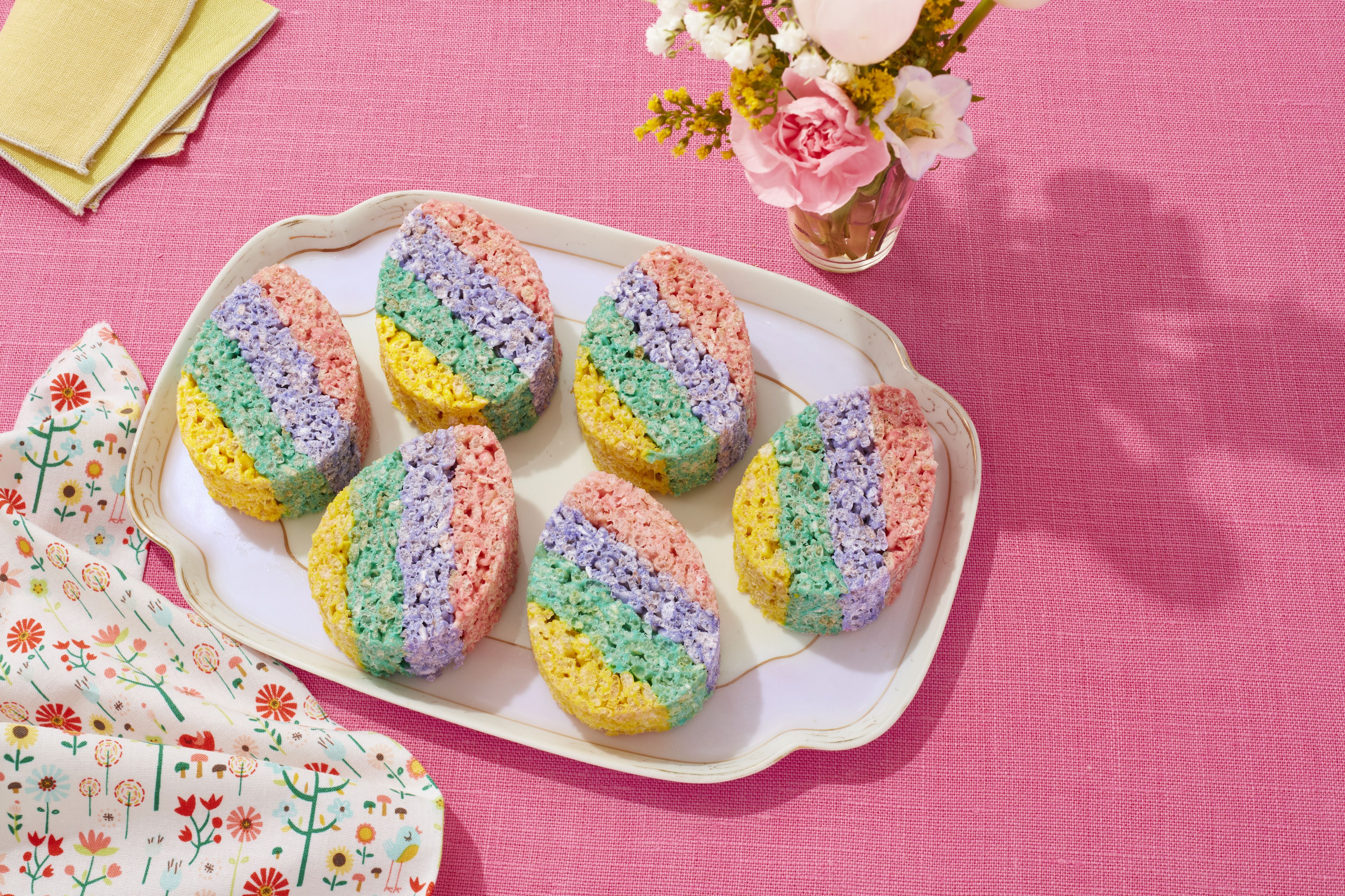 Easter Egg Rice Krispie Treats on a Stick - Reluctant Entertainer