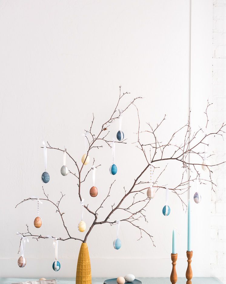 Natural Dyed Wooden Eggs - The Merrythought