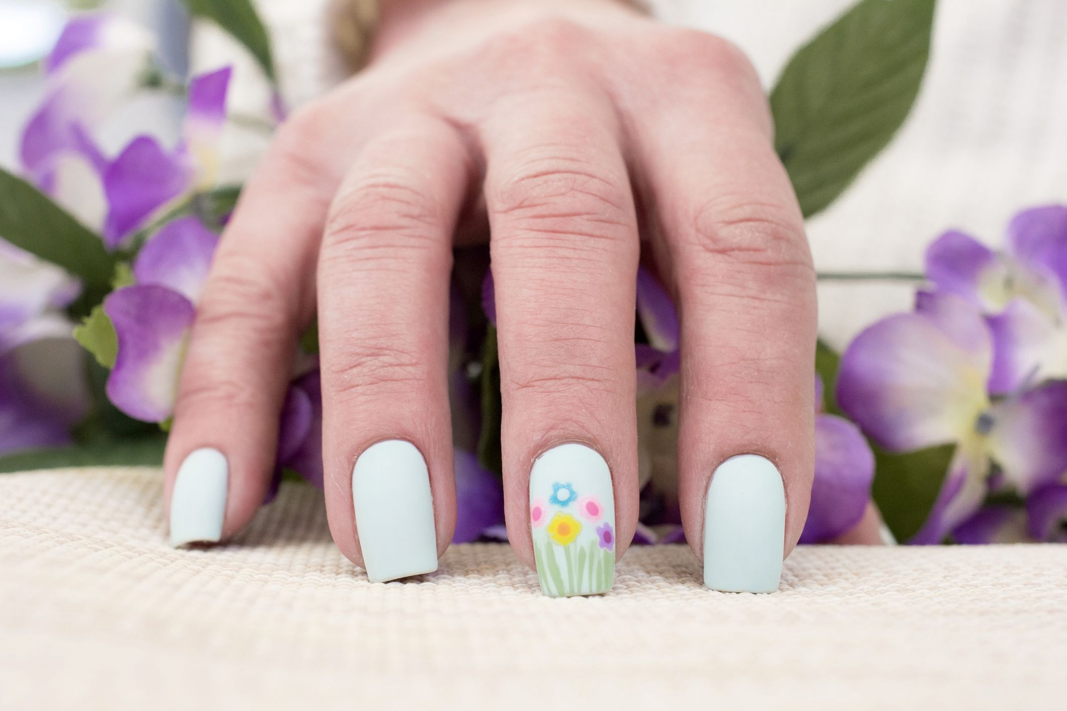 Must-Try Spring Nail Designs — Clique