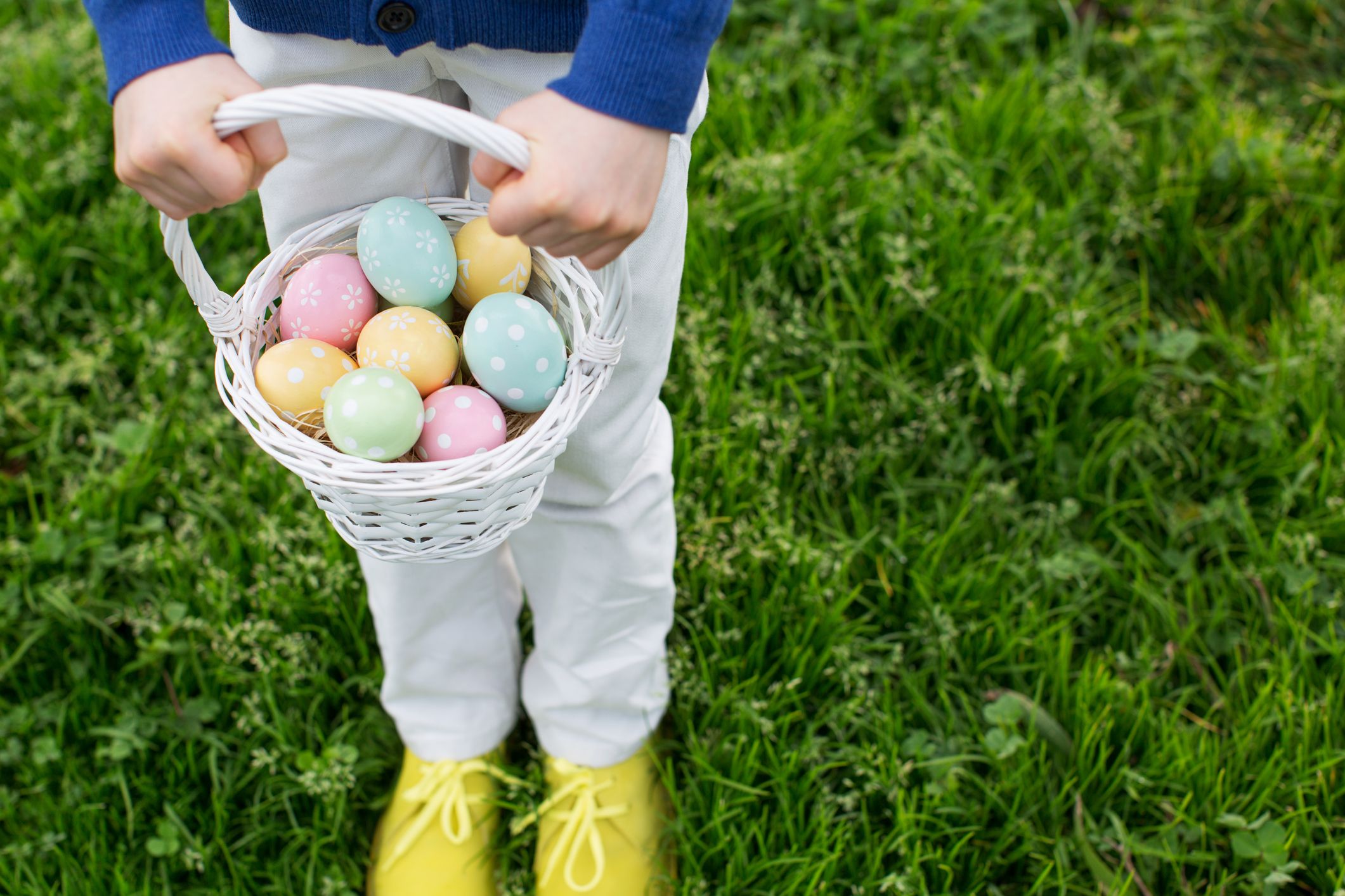 How to Throw a Virtual Easter Egg Hunt - Best Way to Host a Virtual Easter  Egg Hunt