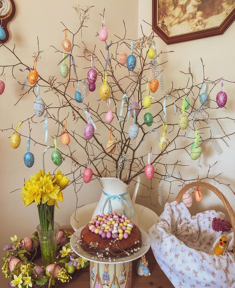 easter tree  ribbons