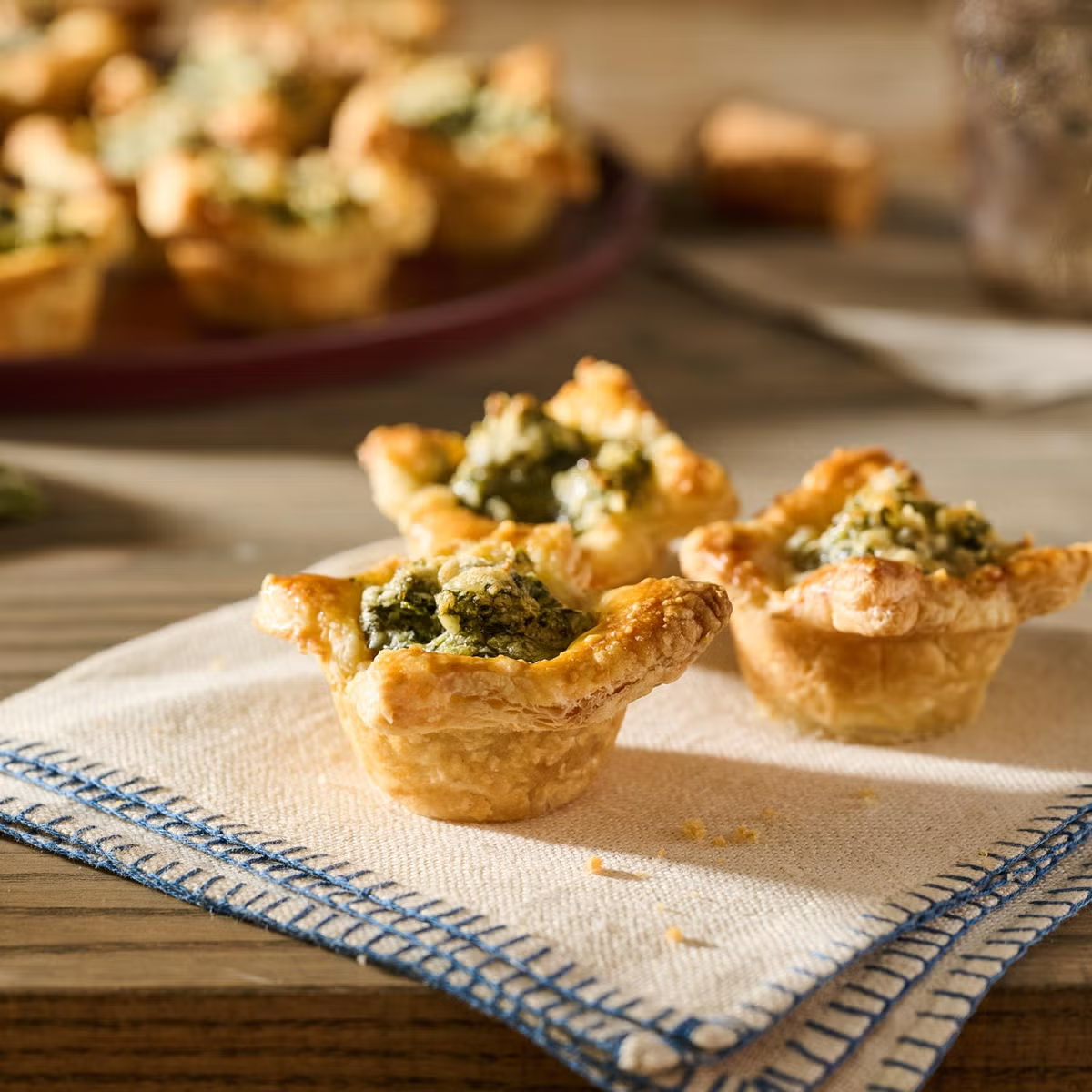 easy hot appetizers for a crowd