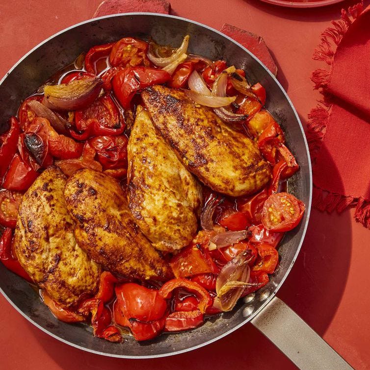 gluten free meals chicken with stewed peppers and tomatoes