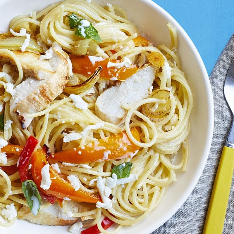 easy chicken dinners recipes    spaghetti with roasted chicken and peppers