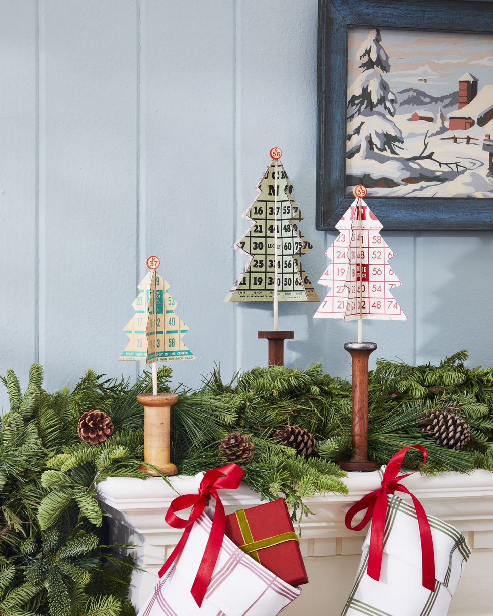 DIY Modern Christmas Trees (Holiday Crafts) - Craftionary
