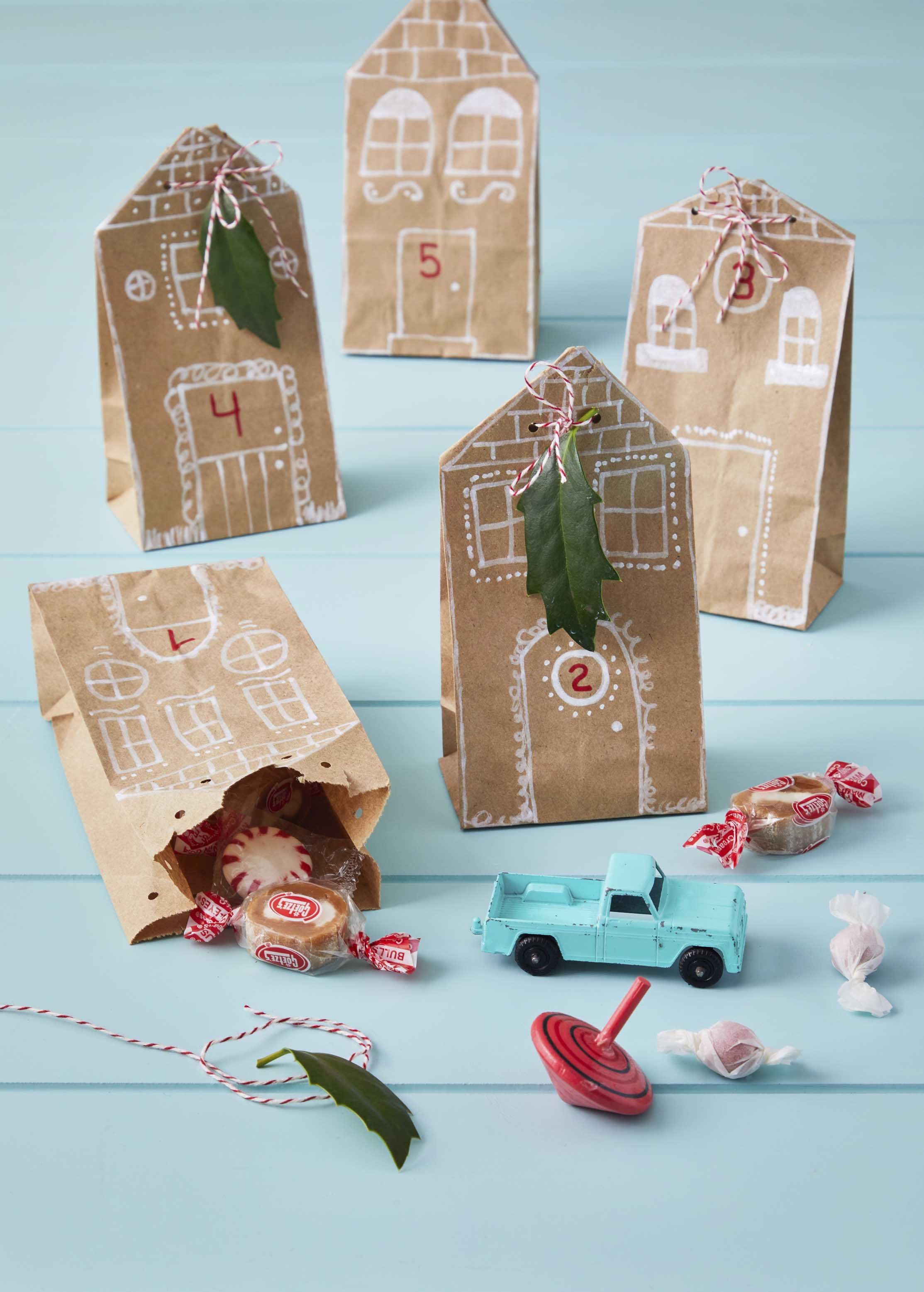 87 Easy DIY Christmas Crafts for Adults to Make in 2023