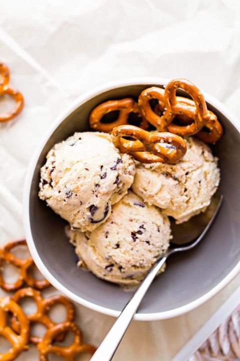 easy homemade ice cream pretzel