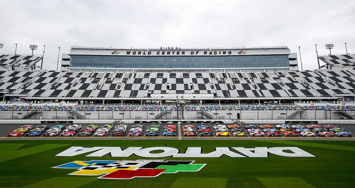 Full Field Photo Starting Grid for the 60th Rolex 24 at Daytona