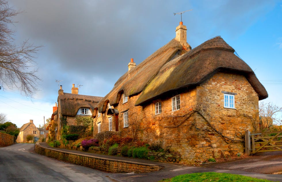 cotwold thatched stone cottage, ebrington, gloucestershire, england