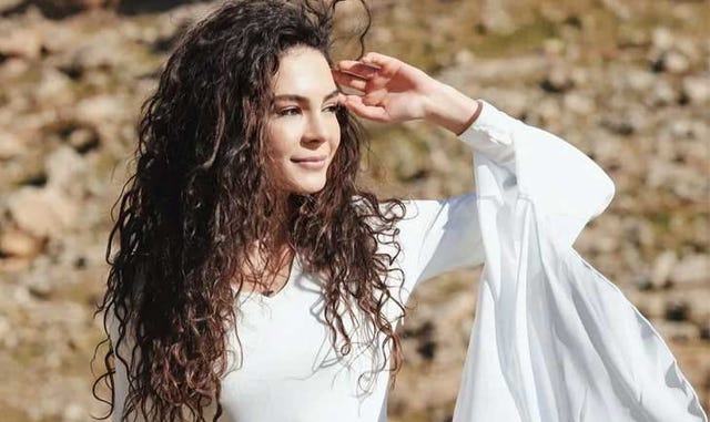 ebru sahin cumpleaños