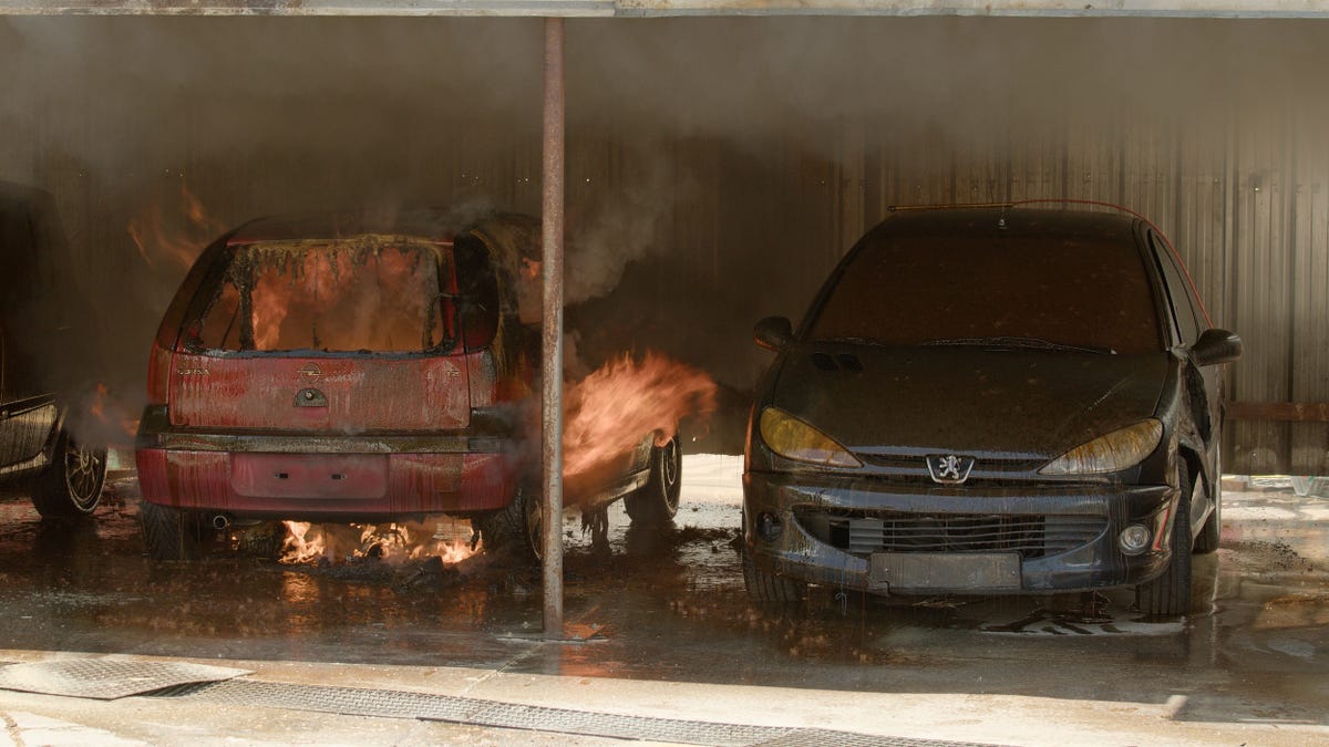 www.caranddriver.com
