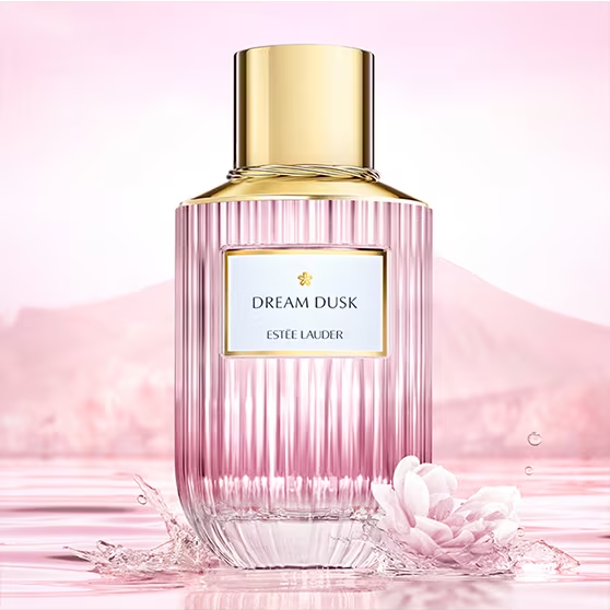10款櫻花香水推薦「甜美果香融合粉嫩櫻花、茉莉與木質調」把春天的浪漫全穿在身上