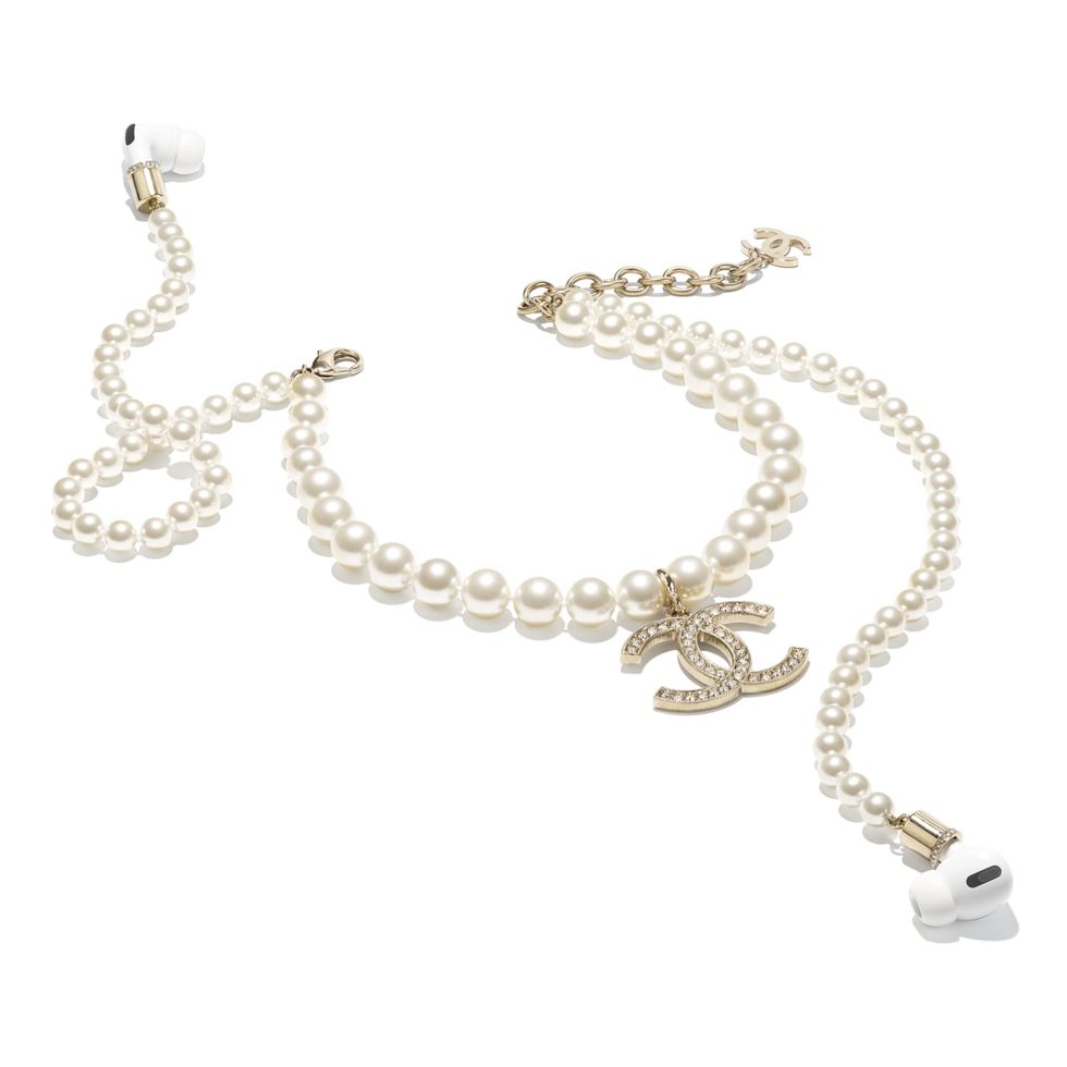 白色珍珠的香奈兒airpods鏈