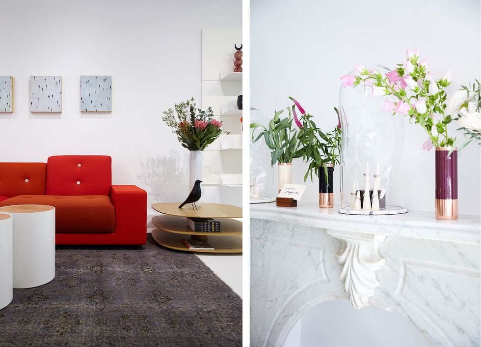 Room, Interior design, Petal, Flower, Wall, Interior design, Bouquet, Flower Arranging, Artifact, Cut flowers, 
