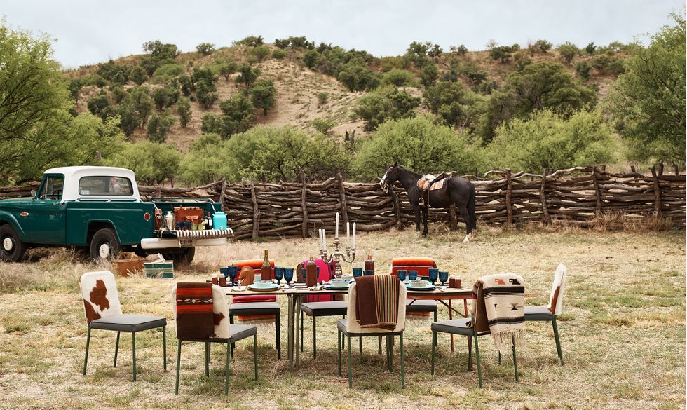 outdoor table and chairs in corral