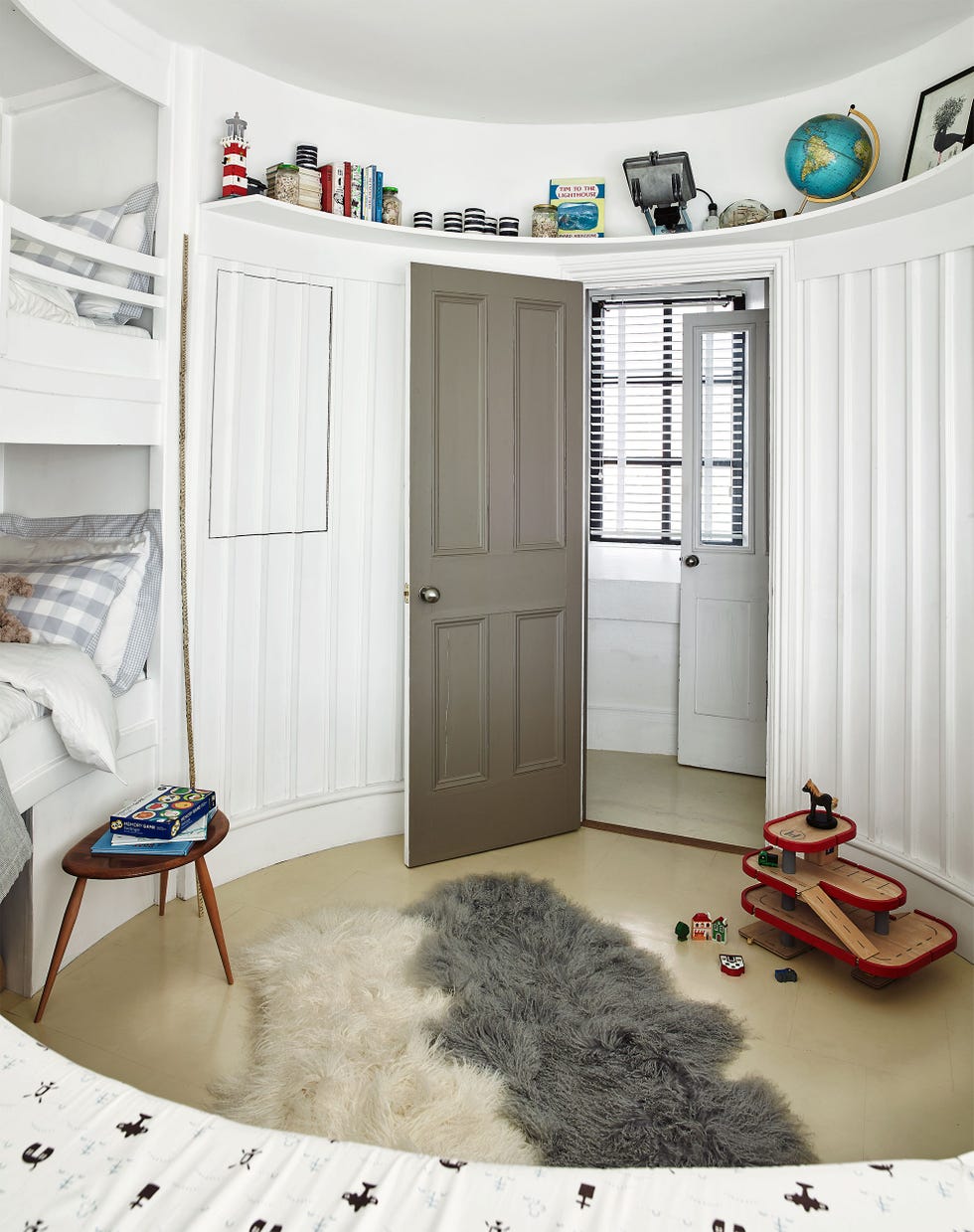 entry to bunk room