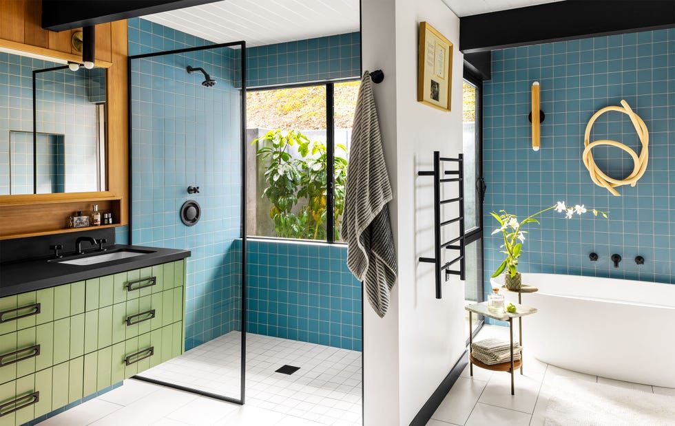 Funky 7 X 10 Wet Room Bathroom: Chic Design Tips