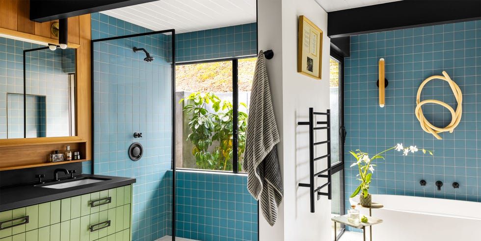 20+ Walk-In Shower Ideas - Bathrooms With Walk-In Showers