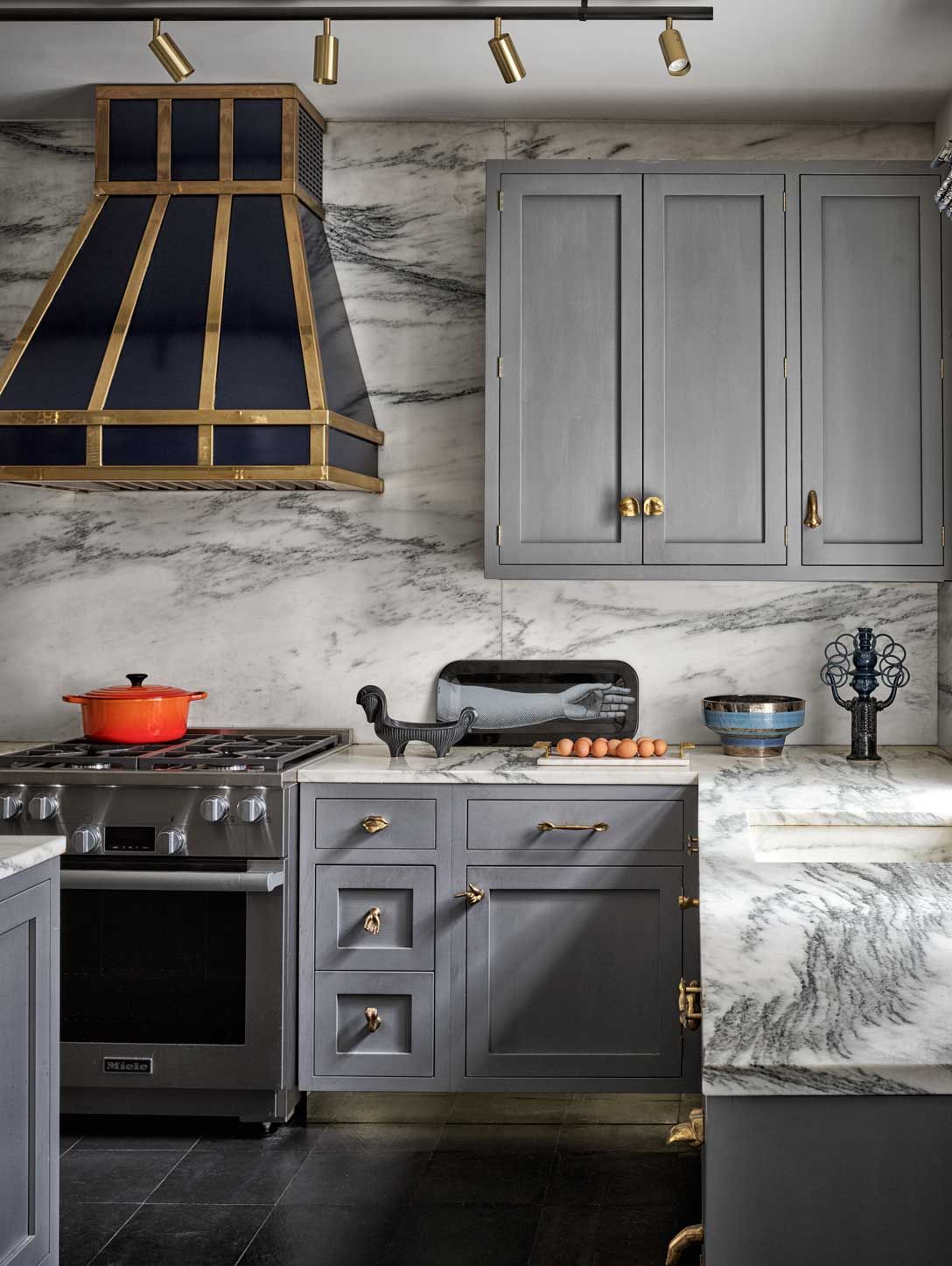 Another fav. Mid tone grey cabinets with copper accessories  Grey kitchens,  Grey kitchen cabinets, Kitchen cabinet styles