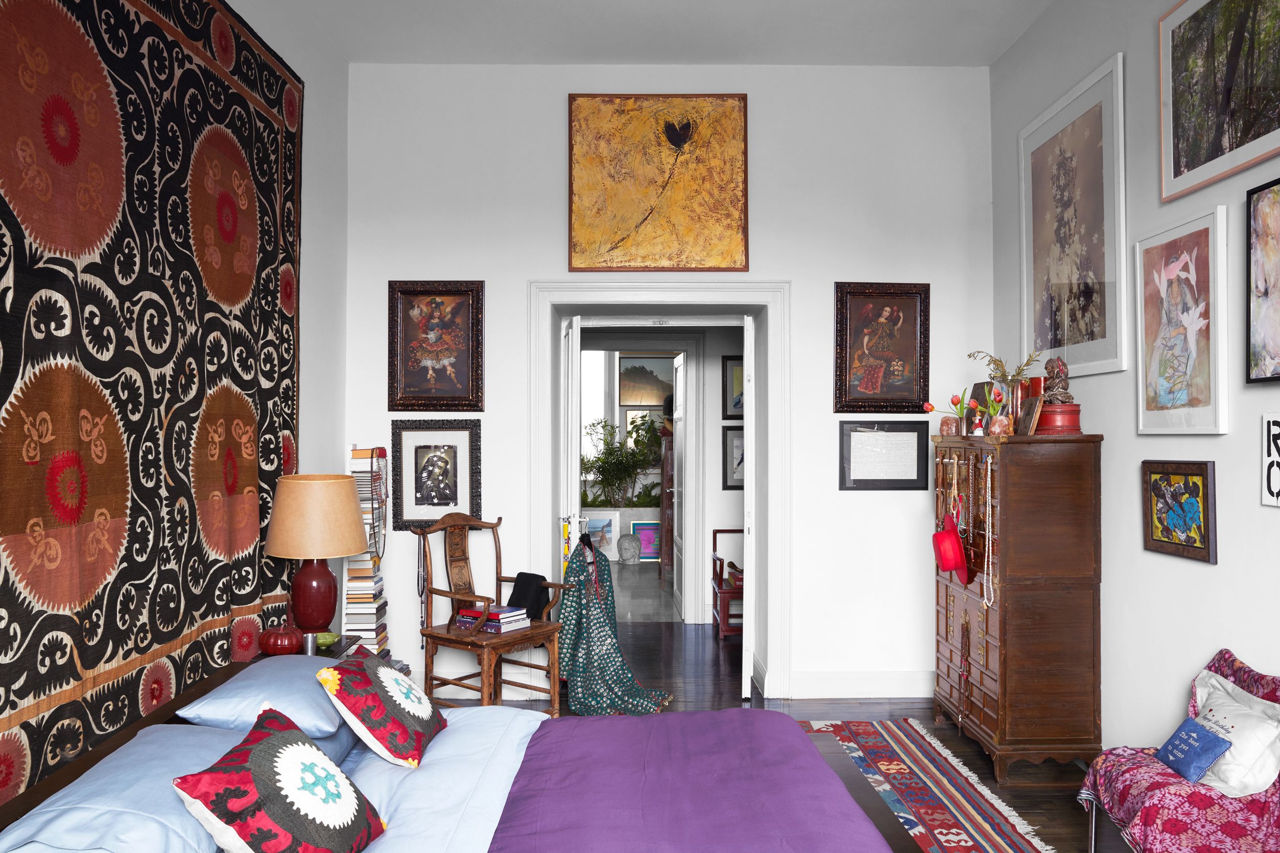 Carlos Souza\'s Rome Apartment Shows His Lifelong Love of Travel