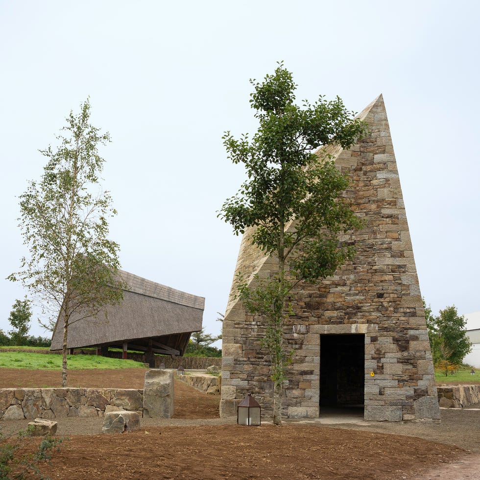 stone building, irish farm, joseph walsh, o'donnell tuomey