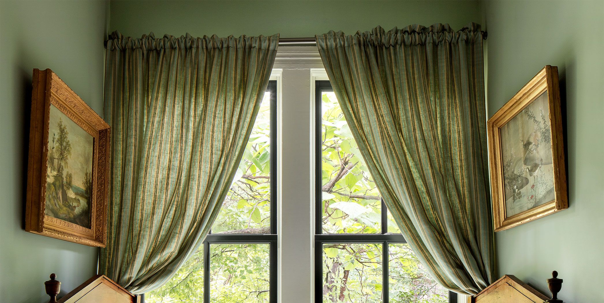 large victorian window treatments